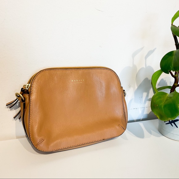NWOT Radley London Soft Leather Brown Crossbody Bag (Duke's Place) - Picture 2 of 13